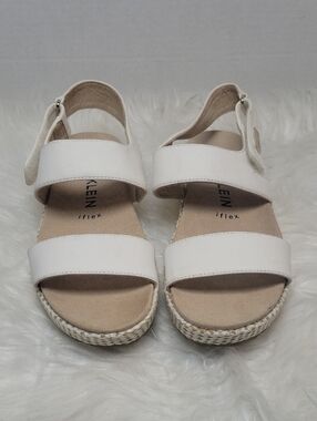 Anne Klein Iflex White Sandals Women's Size 6 Comfort Slingback